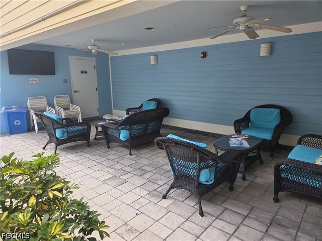450 Old San Carlos BLVD SW 309, Fort Myers Beach, FL 33931