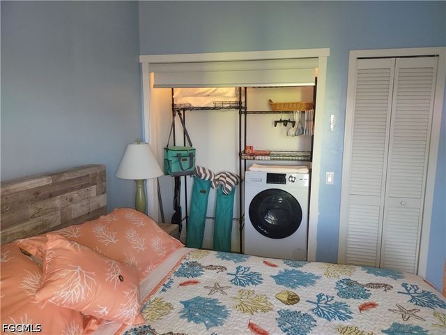 450 Old San Carlos BLVD SW 309, Fort Myers Beach, FL 33931