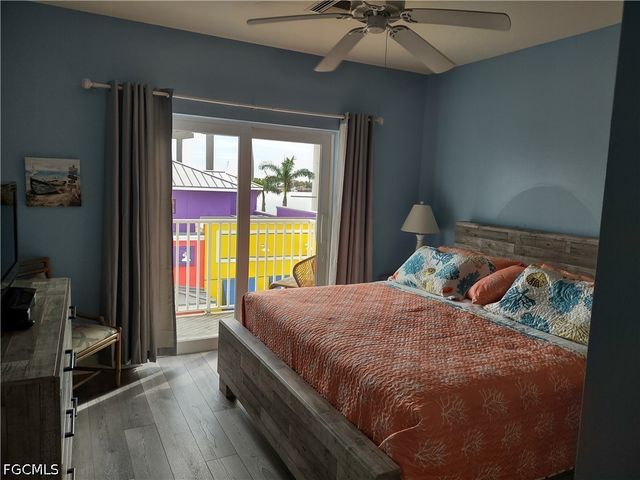 450 Old San Carlos BLVD SW 309, Fort Myers Beach, FL 33931