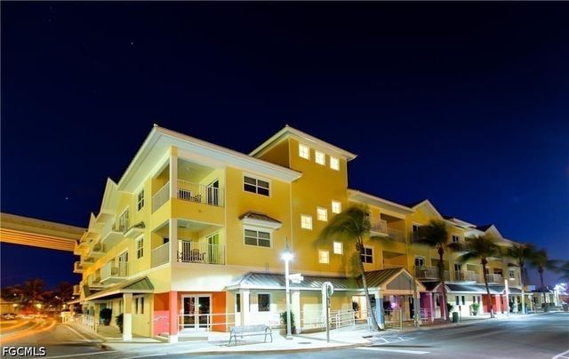 450 Old San Carlos BLVD SW 309, Fort Myers Beach, FL 33931
