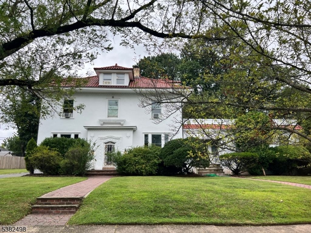 1 S Stanley Rd, South Orange Village Twp., NJ 07079