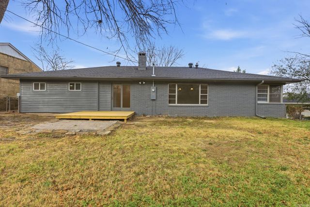 11 Mockingbird Lane, Little Rock, AR 72207