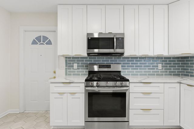 11 Mockingbird Lane, Little Rock, AR 72207