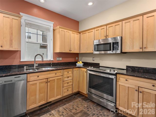 1332 Heathbrook Circle, Asheville, NC 28803