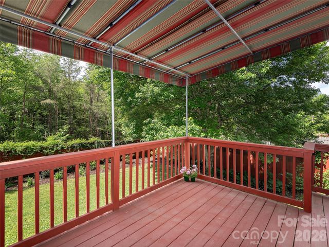 1332 Heathbrook Circle, Asheville, NC 28803