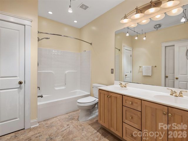 1332 Heathbrook Circle, Asheville, NC 28803