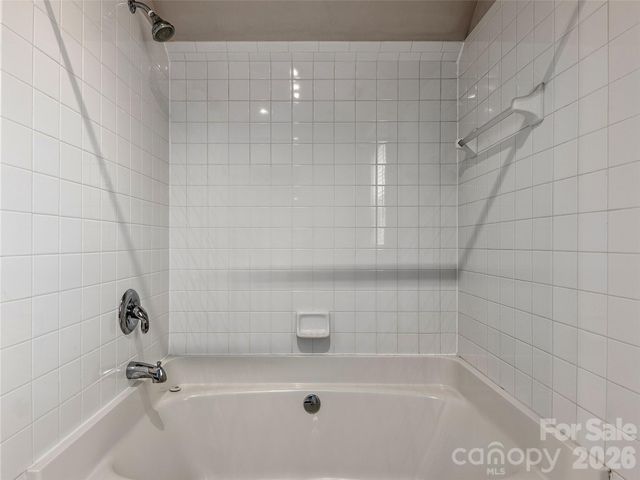 1332 Heathbrook Circle, Asheville, NC 28803