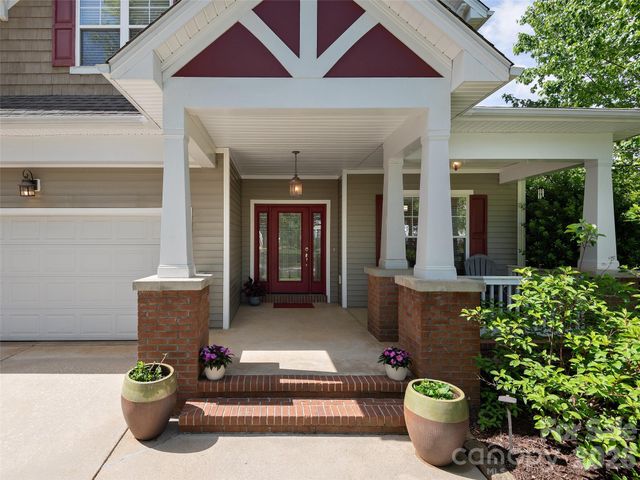 1332 Heathbrook Circle, Asheville, NC 28803