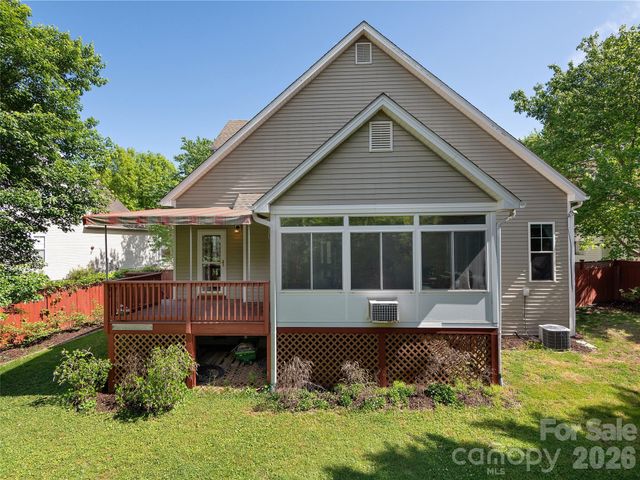 1332 Heathbrook Circle, Asheville, NC 28803
