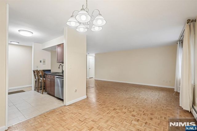 135-167 S Maple Avenue 161 A, Ridgewood, NJ 07450