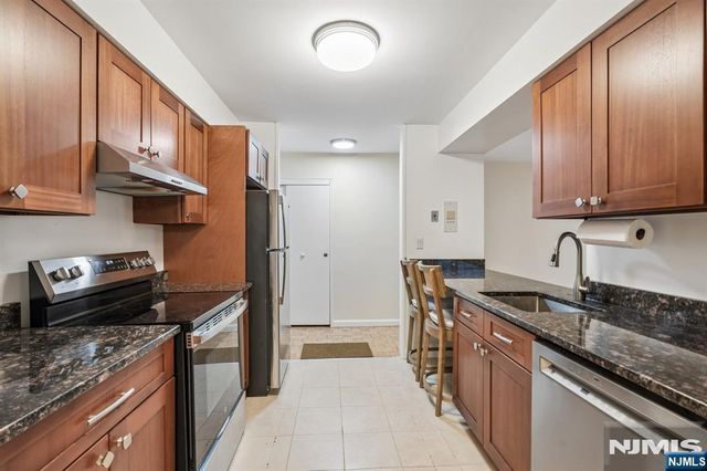 135-167 S Maple Avenue 161 A, Ridgewood, NJ 07450