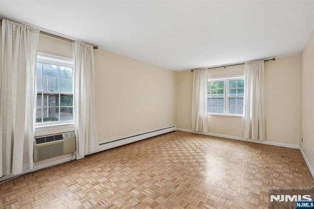 135-167 S Maple Avenue 161 A, Ridgewood, NJ 07450