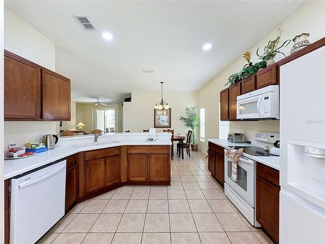 906 DORSET PLACE, Davenport, FL 33896