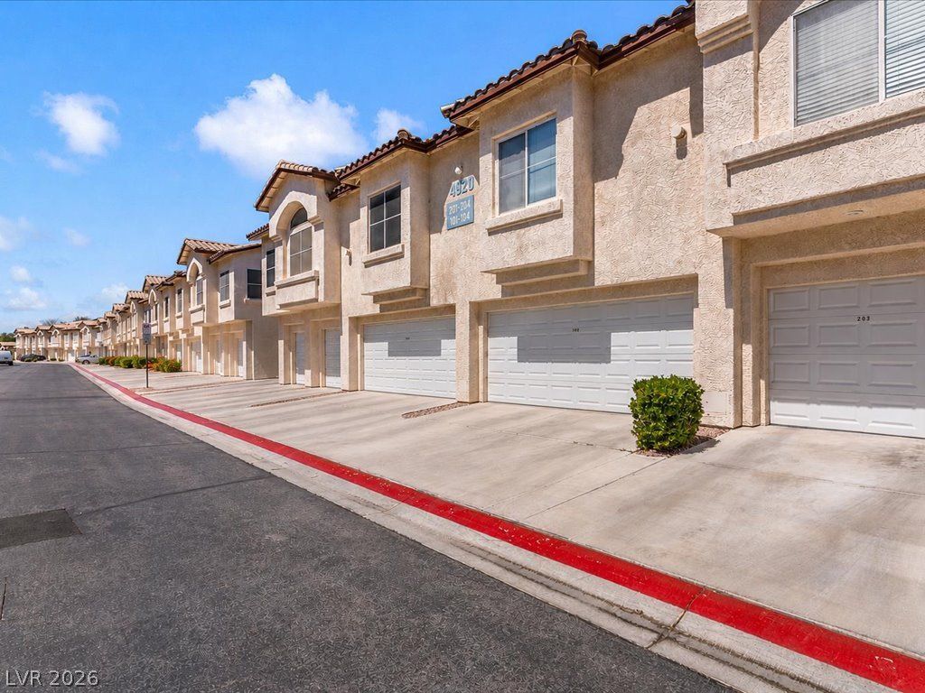 4920 Black Bear Road 204, Las Vegas, NV 89149 — photo 5