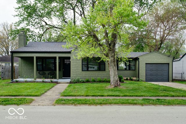 12 Lincoln Drive, Brownsburg, IN 46112