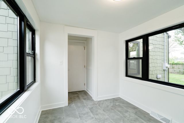 12 Lincoln Drive, Brownsburg, IN 46112