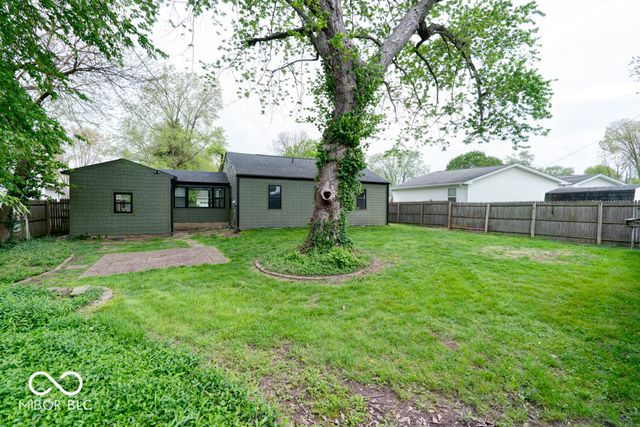 12 Lincoln Drive, Brownsburg, IN 46112