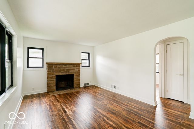 12 Lincoln Drive, Brownsburg, IN 46112