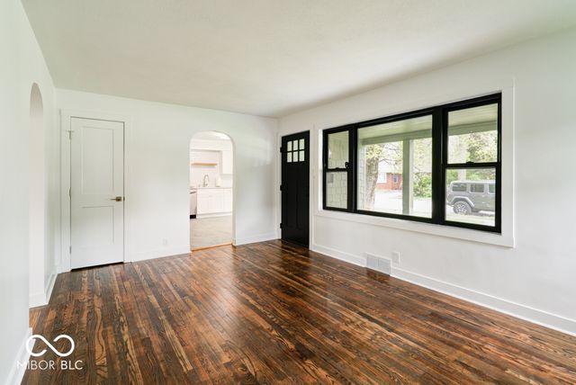 12 Lincoln Drive, Brownsburg, IN 46112