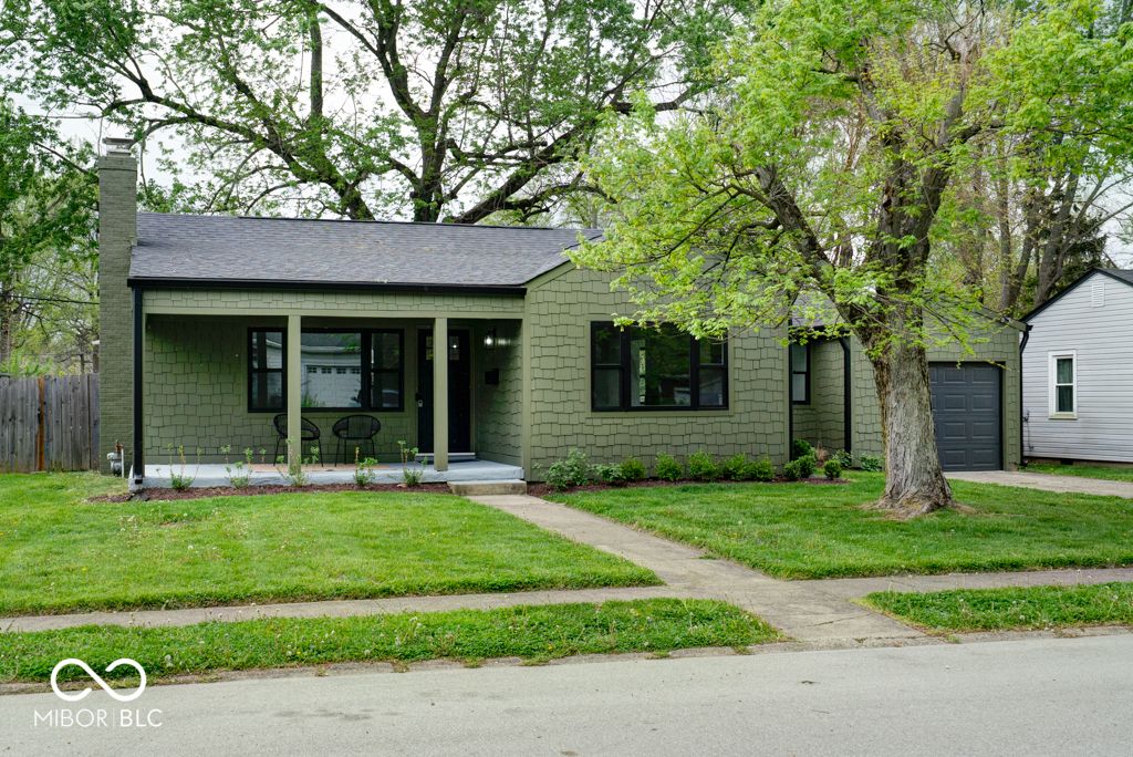 12 Lincoln Drive, Brownsburg, IN 46112