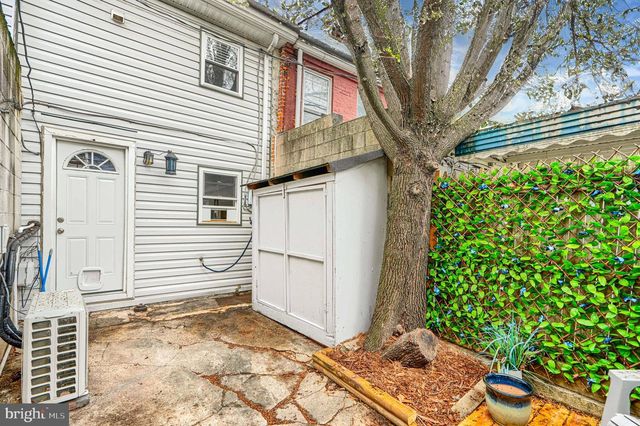 2013 SPARK CT, Baltimore, MD 21231