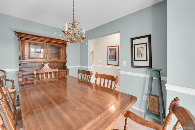 57 Candlestick Court, Warwick, NY 10990