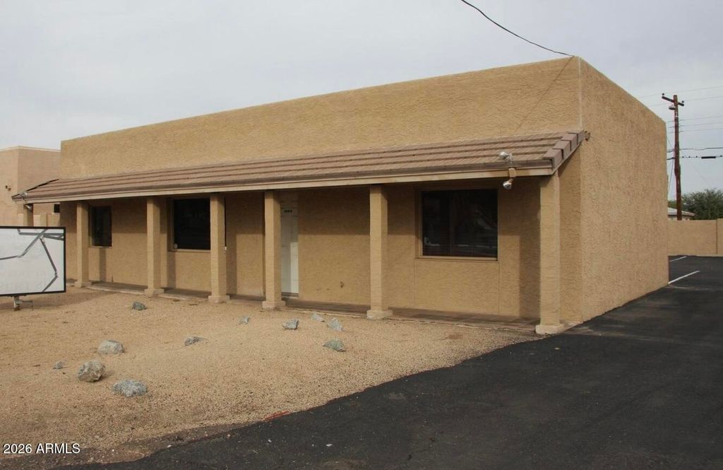 2814 W NORTHERN Avenue, Phoenix, AZ 85051 — exterior