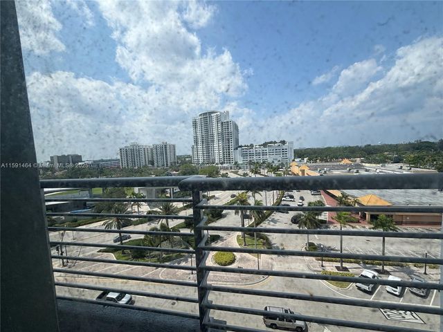 1720 Harrison St 8C, Hollywood, FL 33020