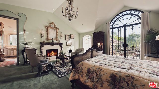 215 23rd Street, Santa Monica, CA 90402