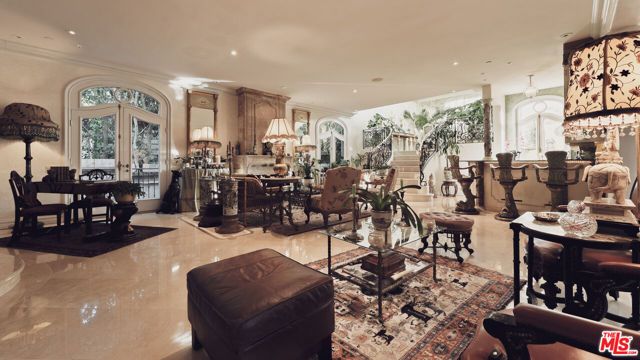 215 23rd Street, Santa Monica, CA 90402