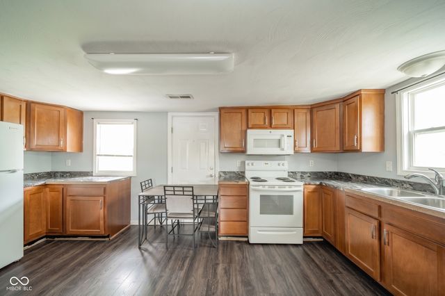 621 W Central Avenue, Greensburg, IN 47240