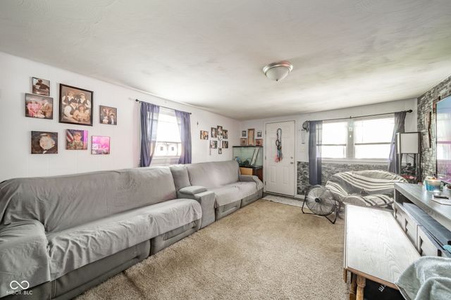 621 W Central Avenue, Greensburg, IN 47240