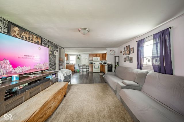 621 W Central Avenue, Greensburg, IN 47240