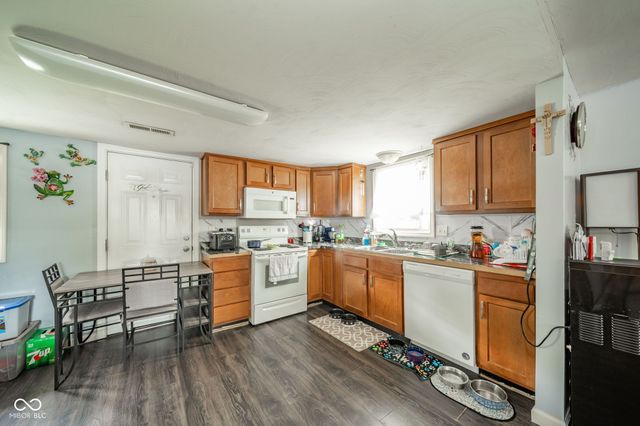621 W Central Avenue, Greensburg, IN 47240