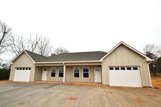 8999/9001 Highway 9, Inman, SC 29349