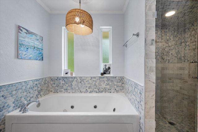 2603 Rivercrest Drive, Arlington, TX 76006