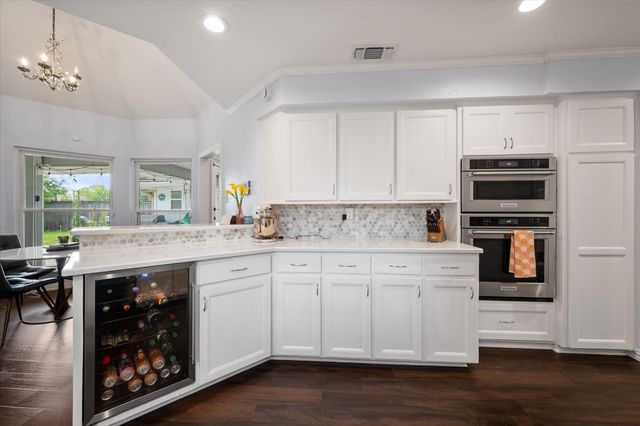2603 Rivercrest Drive, Arlington, TX 76006