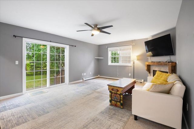 17 Bower Street, South Burlington, VT 05403