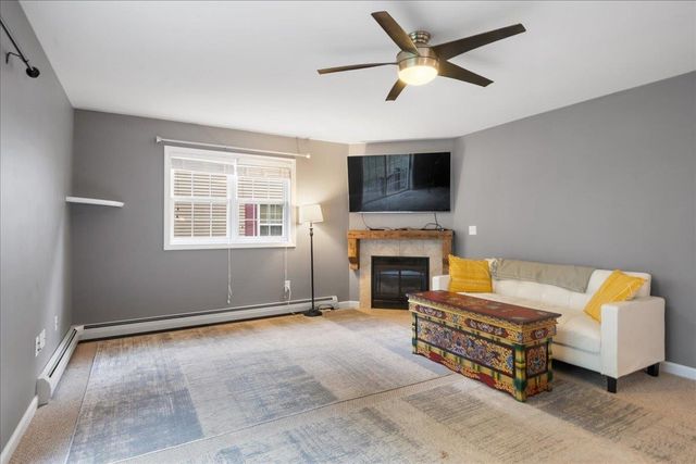 17 Bower Street, South Burlington, VT 05403