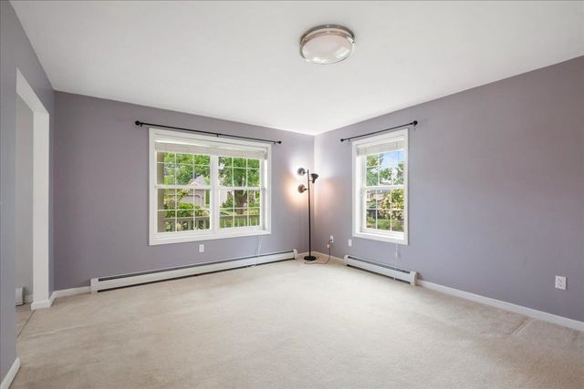 17 Bower Street, South Burlington, VT 05403