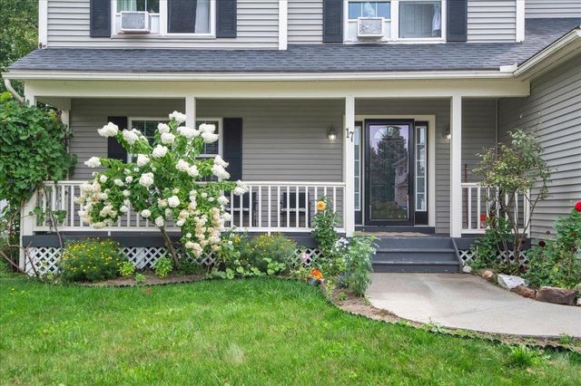 17 Bower Street, South Burlington, VT 05403