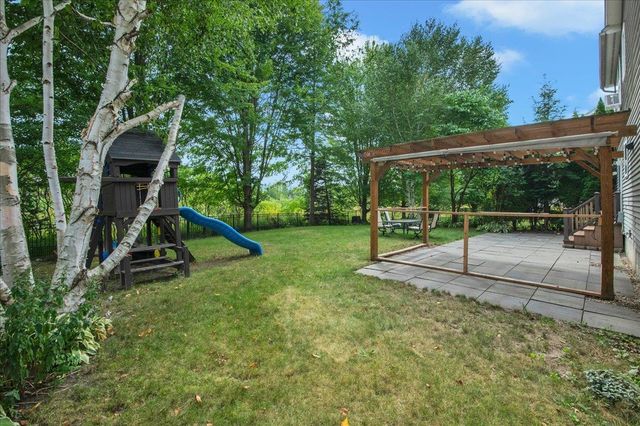 17 Bower Street, South Burlington, VT 05403