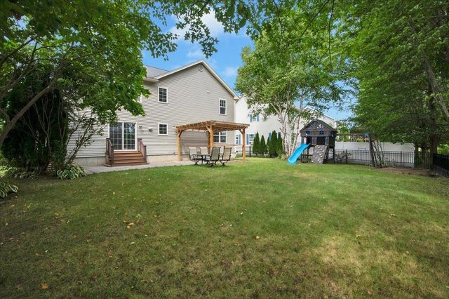 17 Bower Street, South Burlington, VT 05403