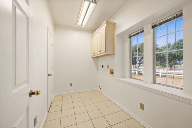 141 Blue Sky Drive, Decatur, TX 76234