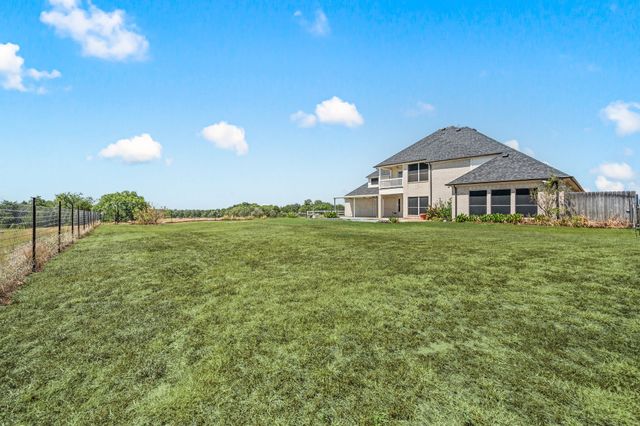 141 Blue Sky Drive, Decatur, TX 76234