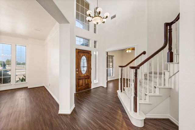 141 Blue Sky Drive, Decatur, TX 76234