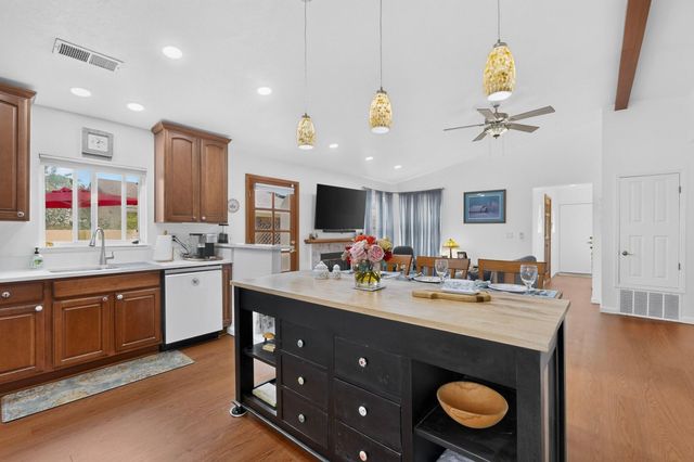 10812 Lagrange Park Drive NE, Albuquerque, NM 87123