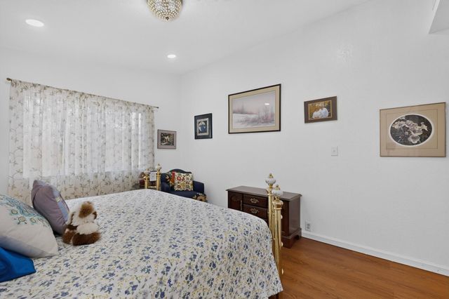 10812 Lagrange Park Drive NE, Albuquerque, NM 87123