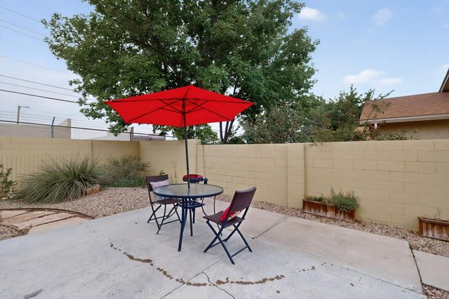 10812 Lagrange Park Drive NE, Albuquerque, NM 87123