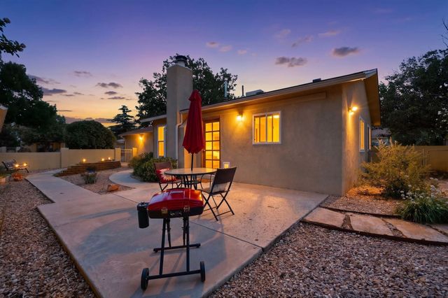 10812 Lagrange Park Drive NE, Albuquerque, NM 87123